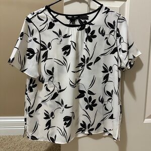 Banana Republic NWT Size Small Top